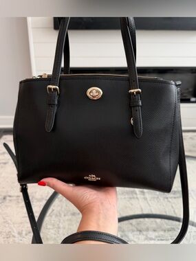 Coach Carryall Turnlock Black Leather Shoulder Tote with Gold-Tone Hardware